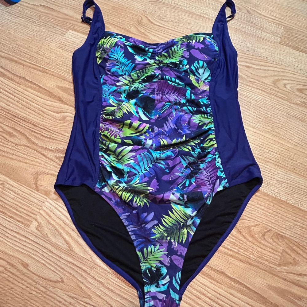 Your Best Look Womens Plus 20W Tropical Palm Ruched One Piece Swimsuit Purple